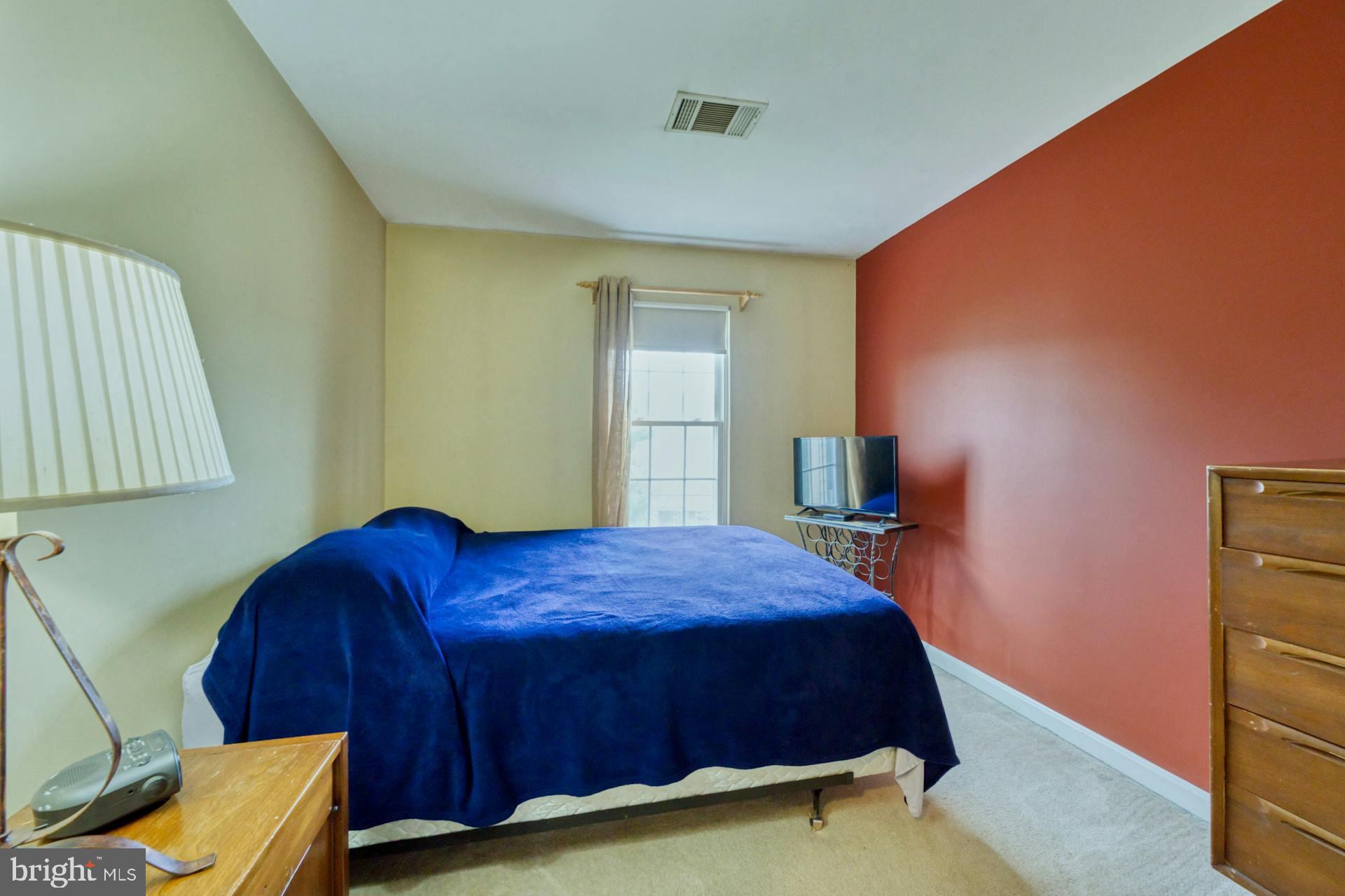 ASHBURN FARM - Residential