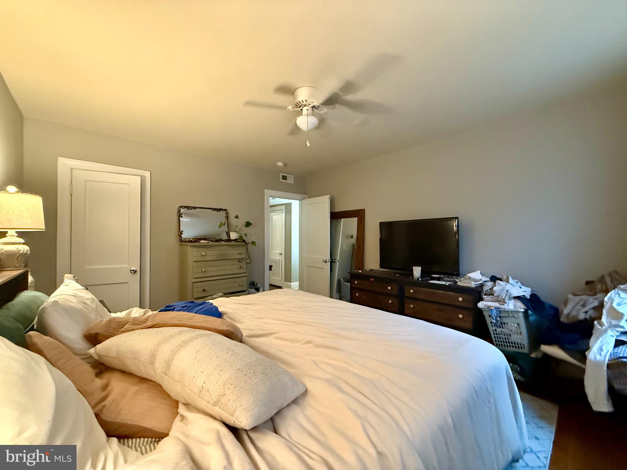 FREDERICKSBURG CITY - Residential Lease