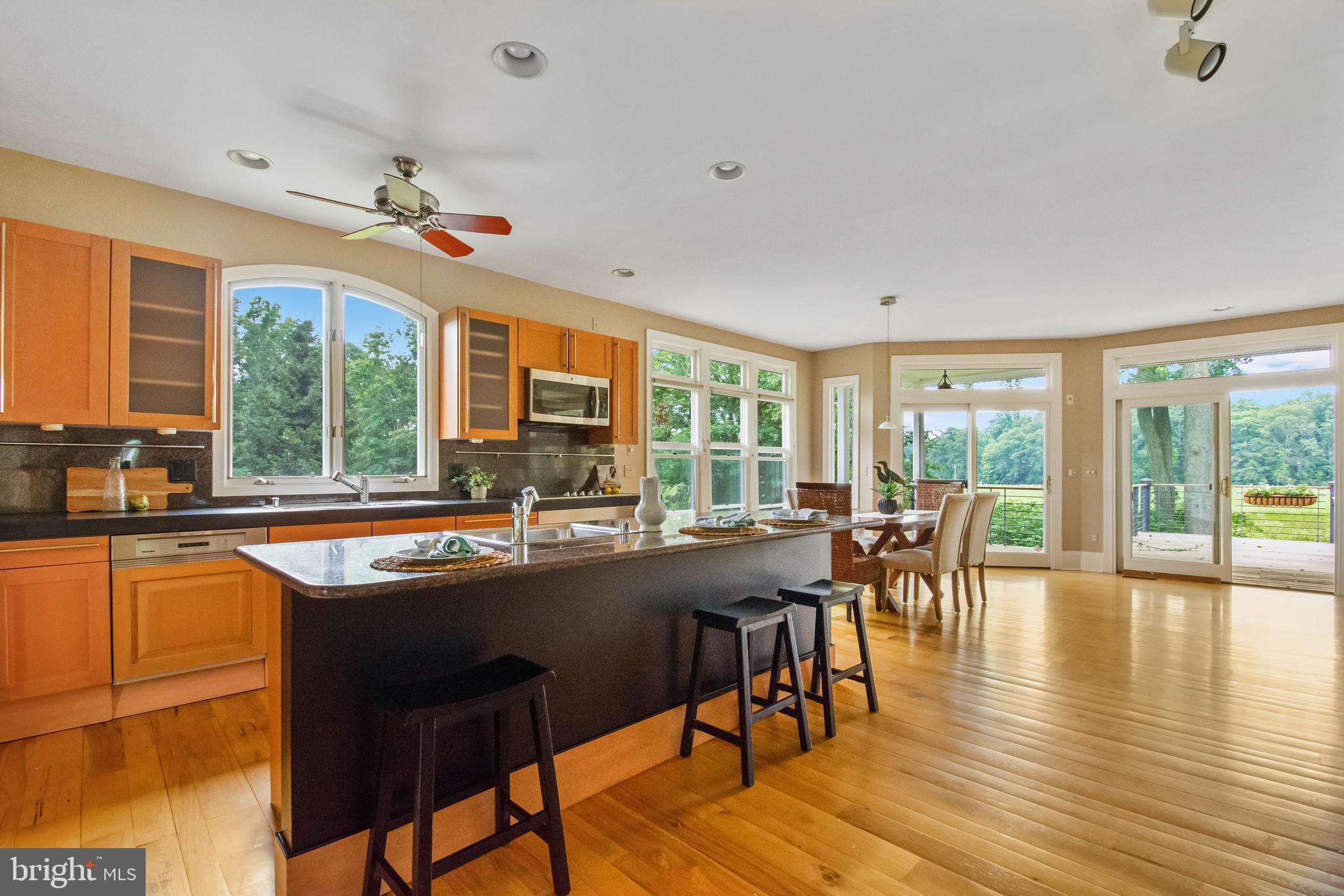4873 ANCHORS WAY