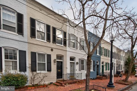 Townhouse For Sale - 1345 28th Street<br/> Washington County, WASHINGTON, DC 20007