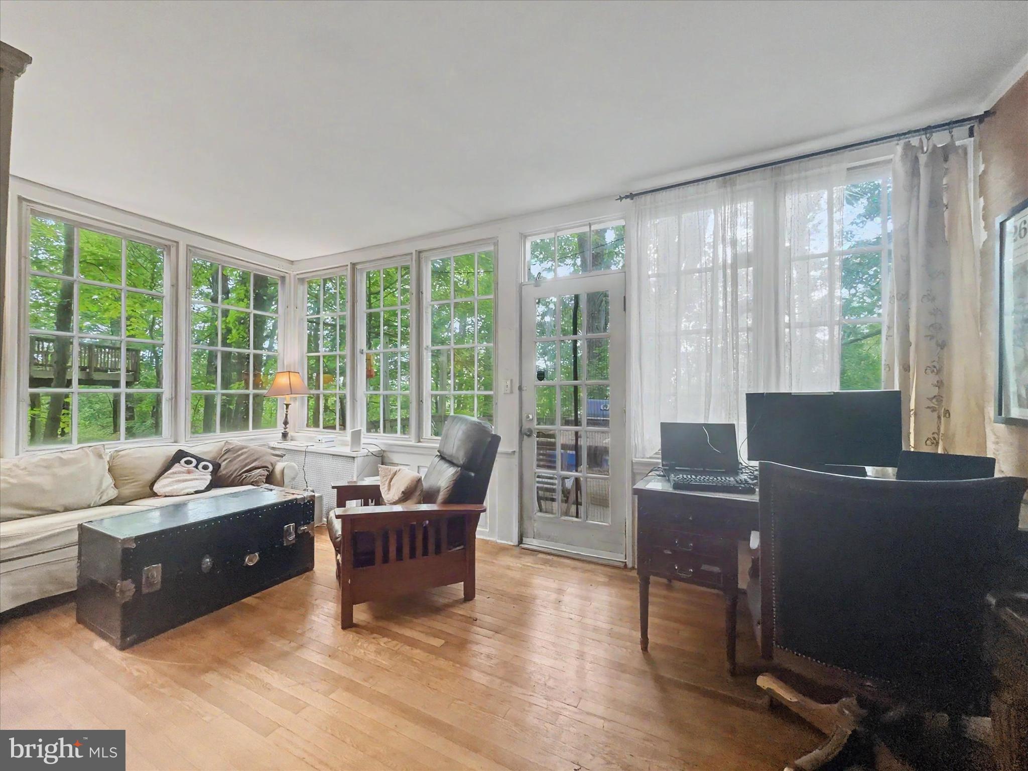 ROLAND PARK - Residential