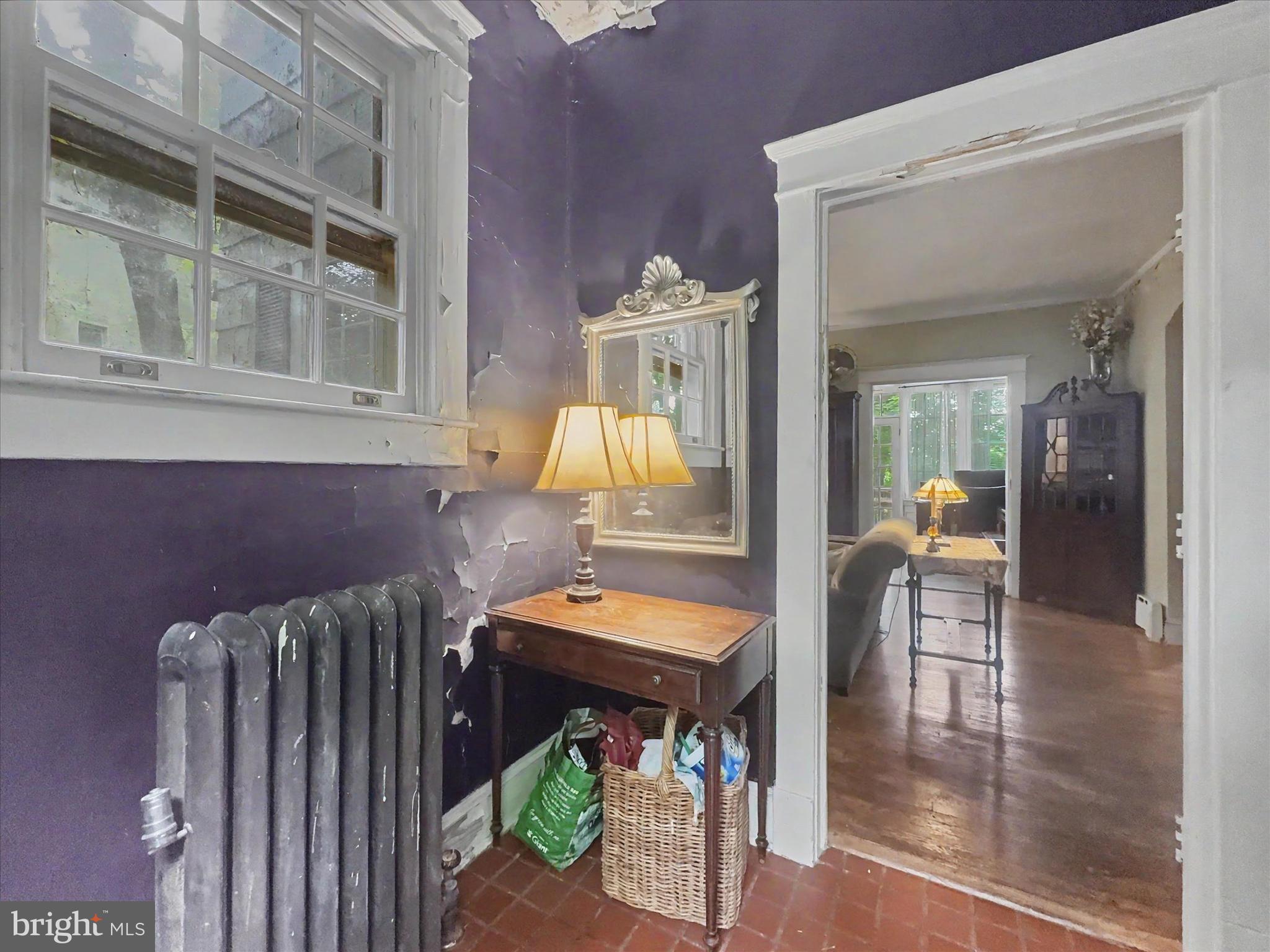 ROLAND PARK - Residential
