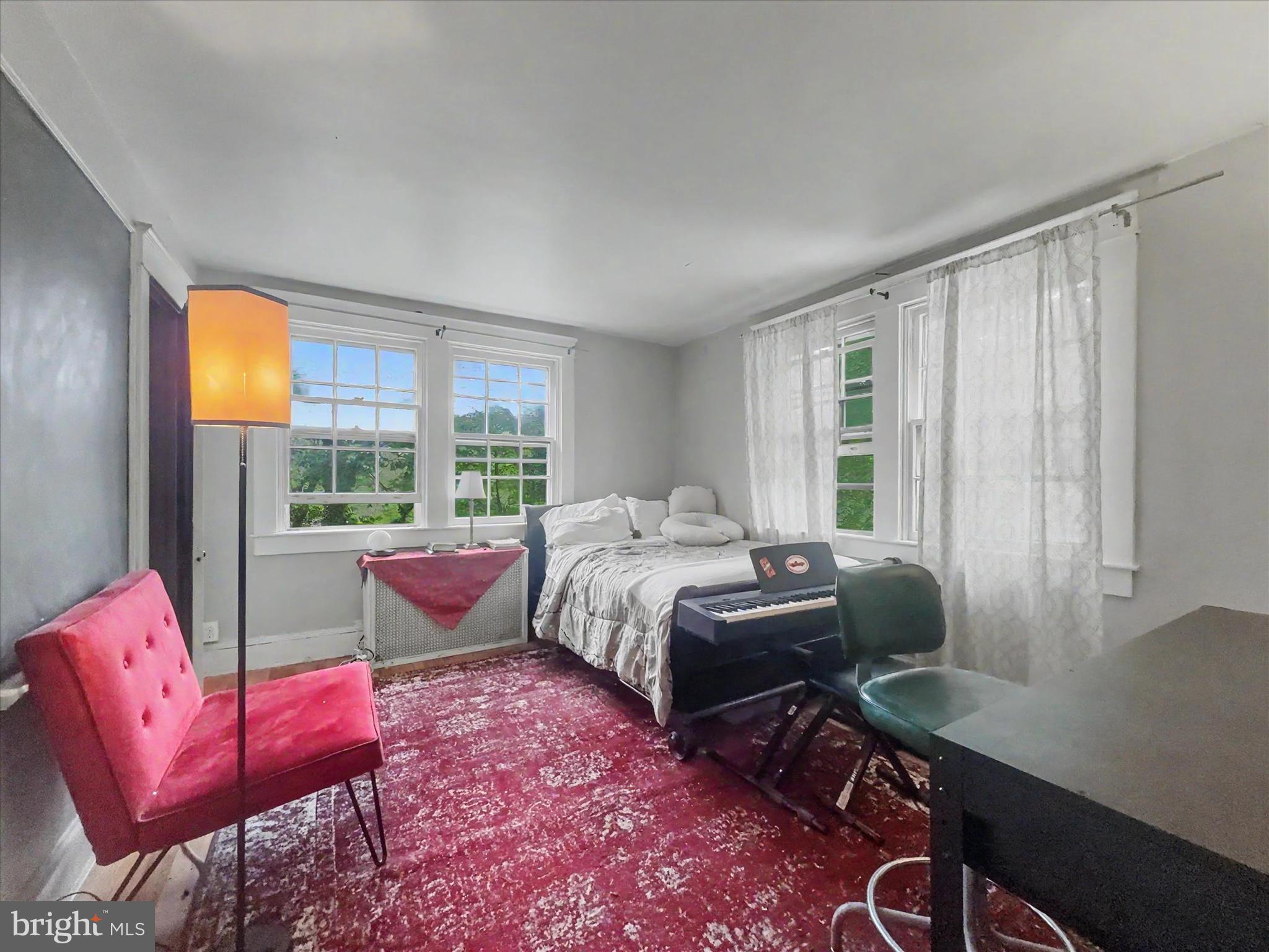 ROLAND PARK - Residential