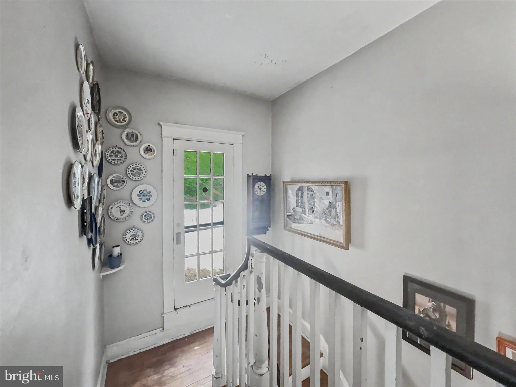 ROLAND PARK - Residential