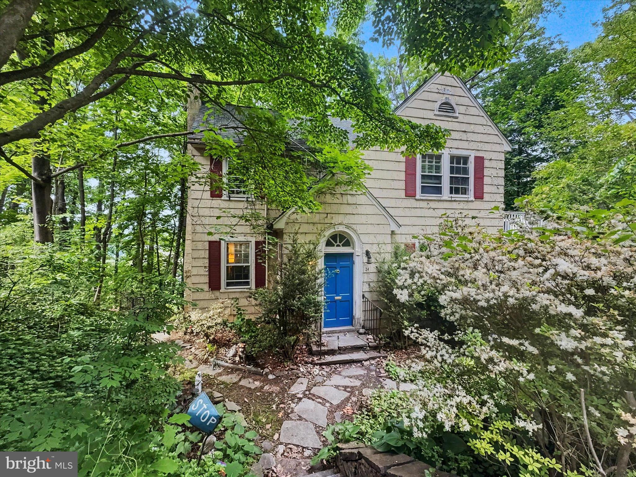 ROLAND PARK - Residential