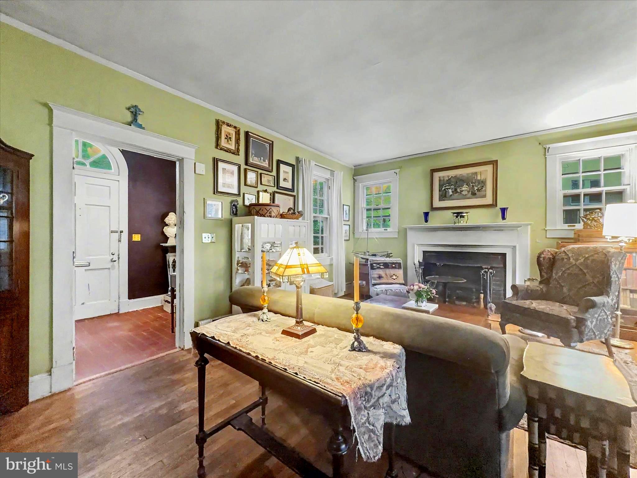 ROLAND PARK - Residential