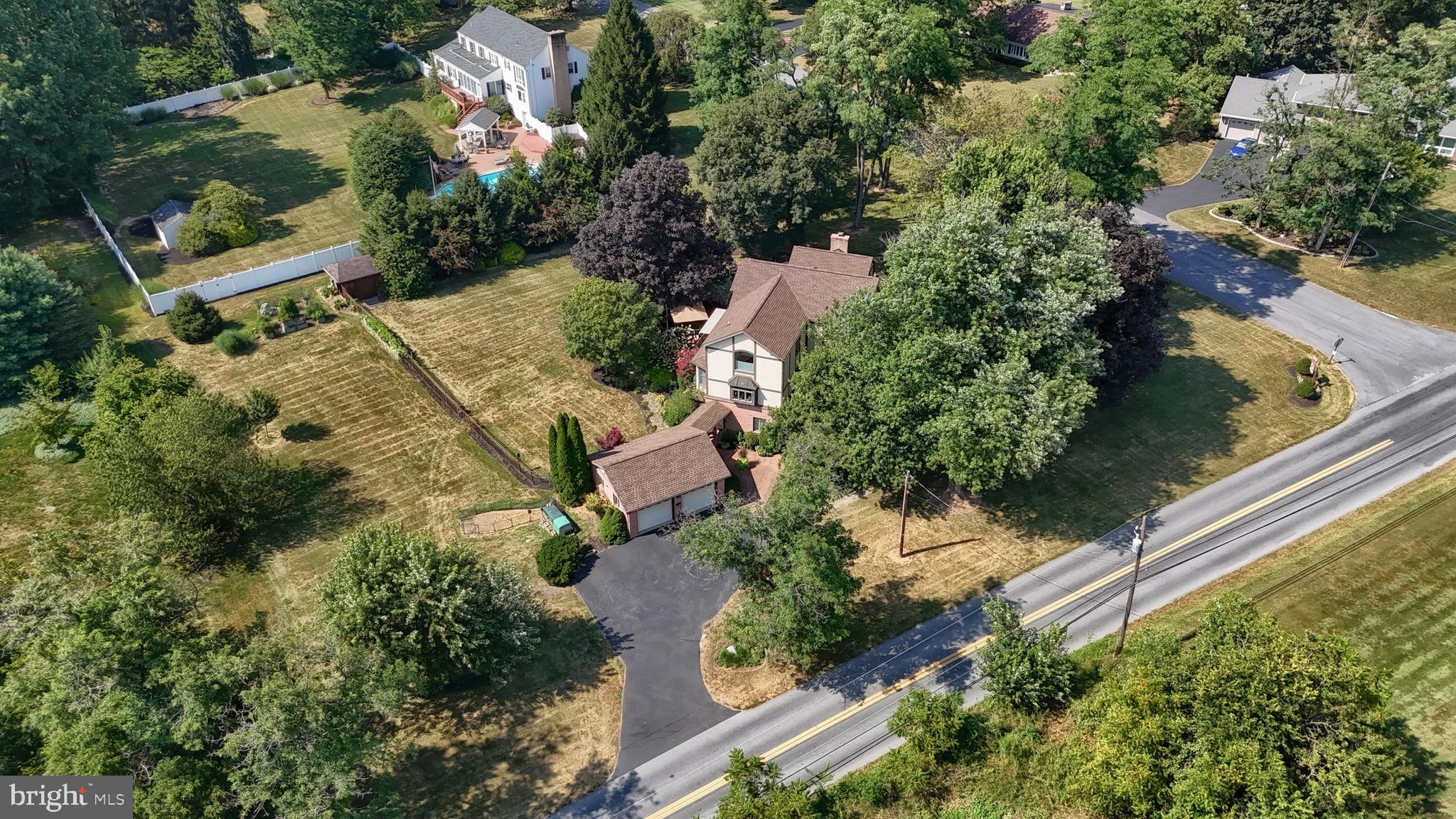 BANBURY CROSS - Residential