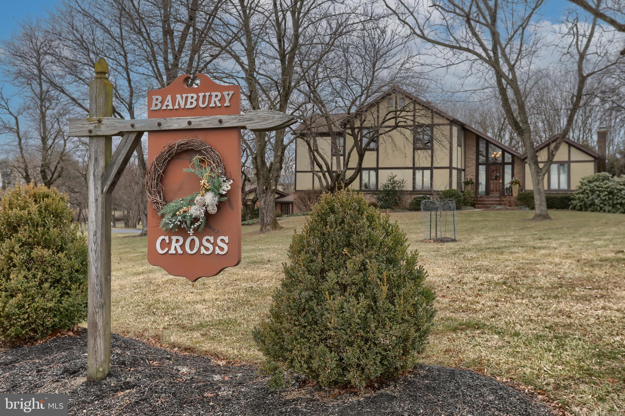 BANBURY CROSS - Residential