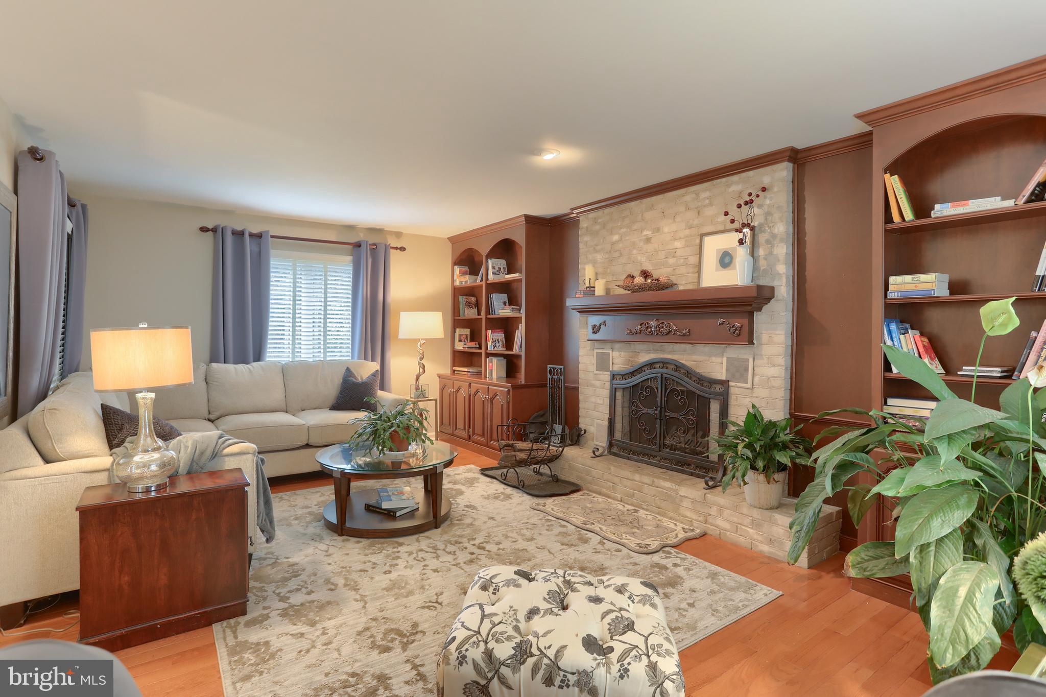 BANBURY CROSS - Residential