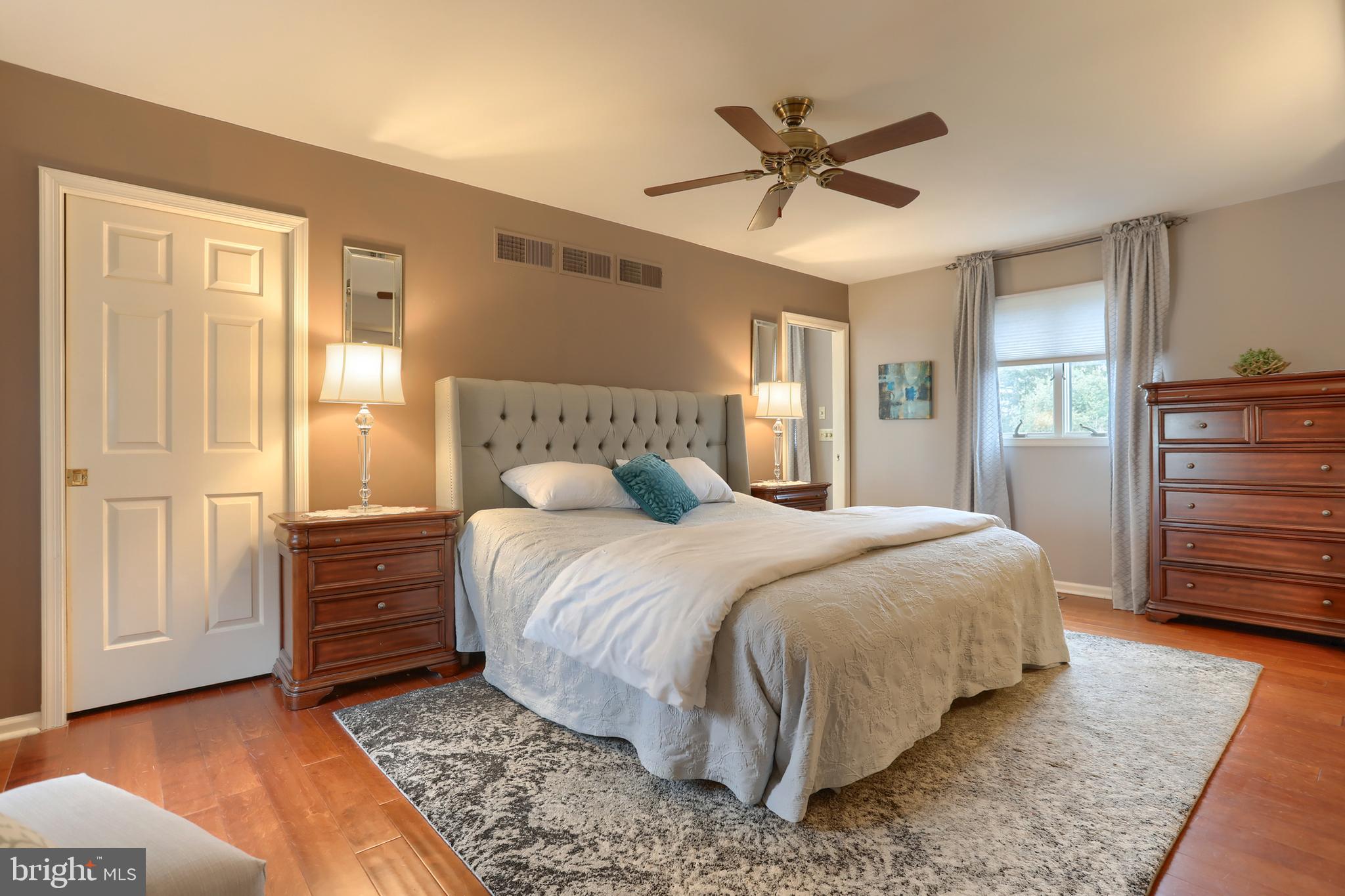 BANBURY CROSS - Residential