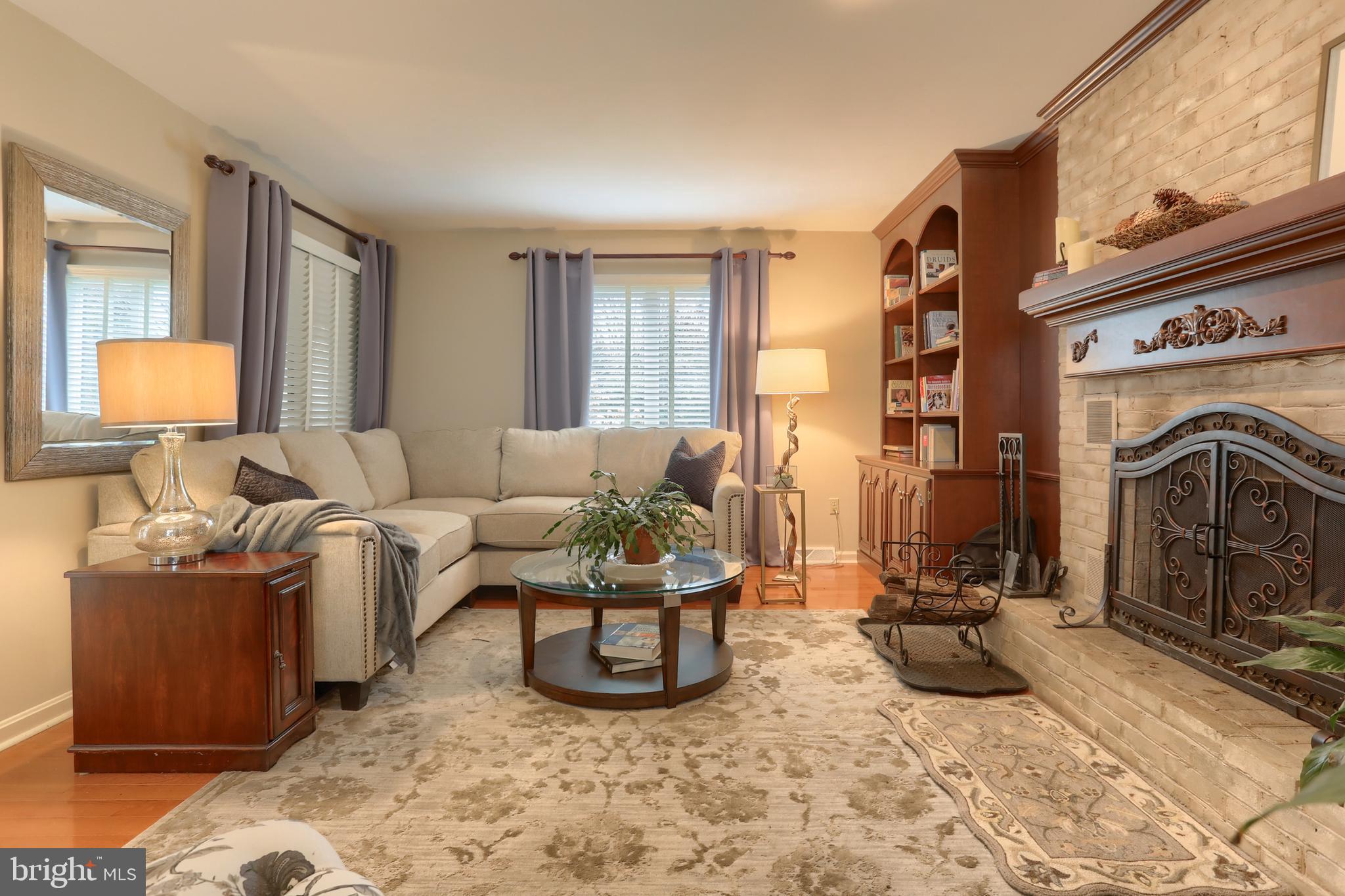 BANBURY CROSS - Residential