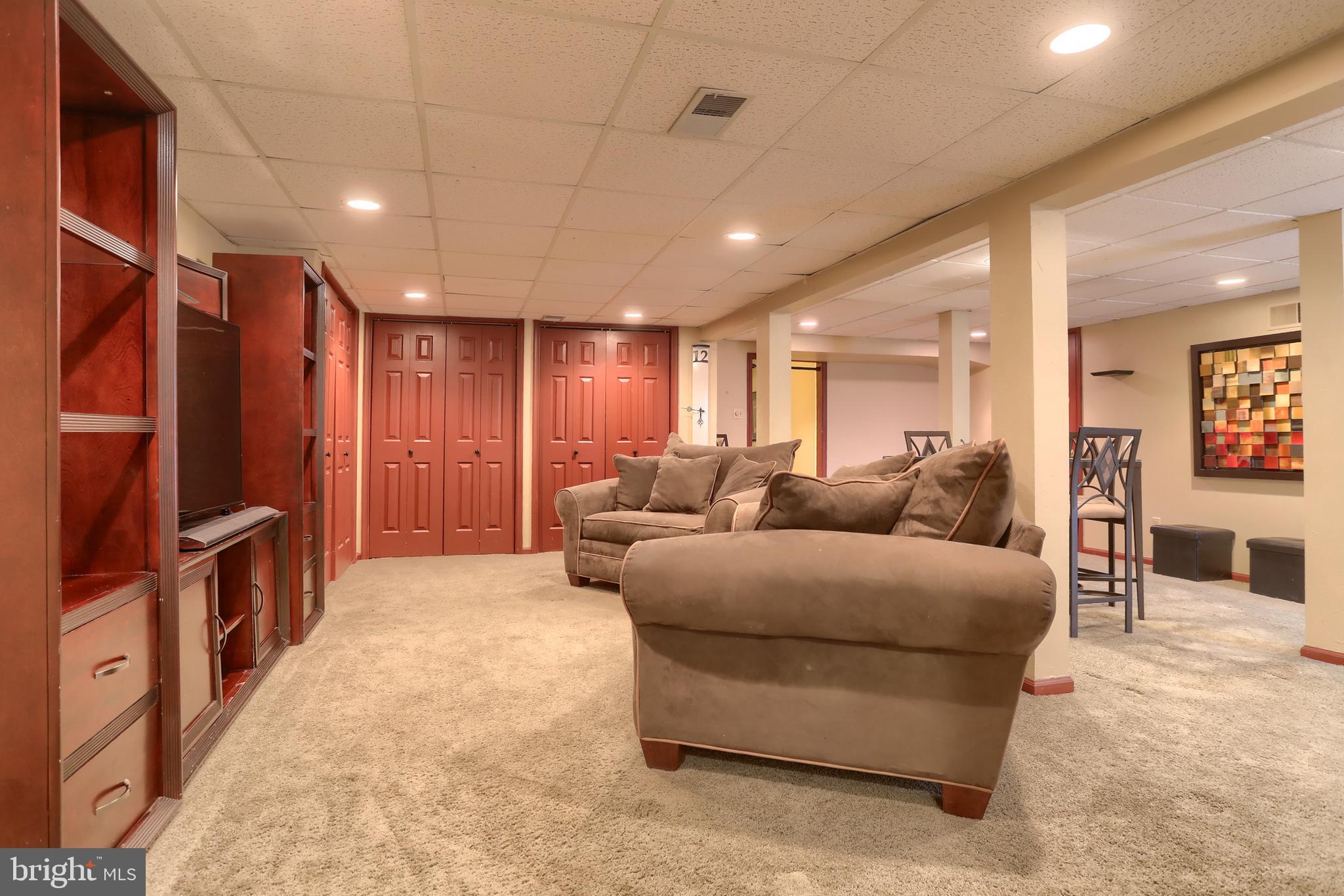 BANBURY CROSS - Residential