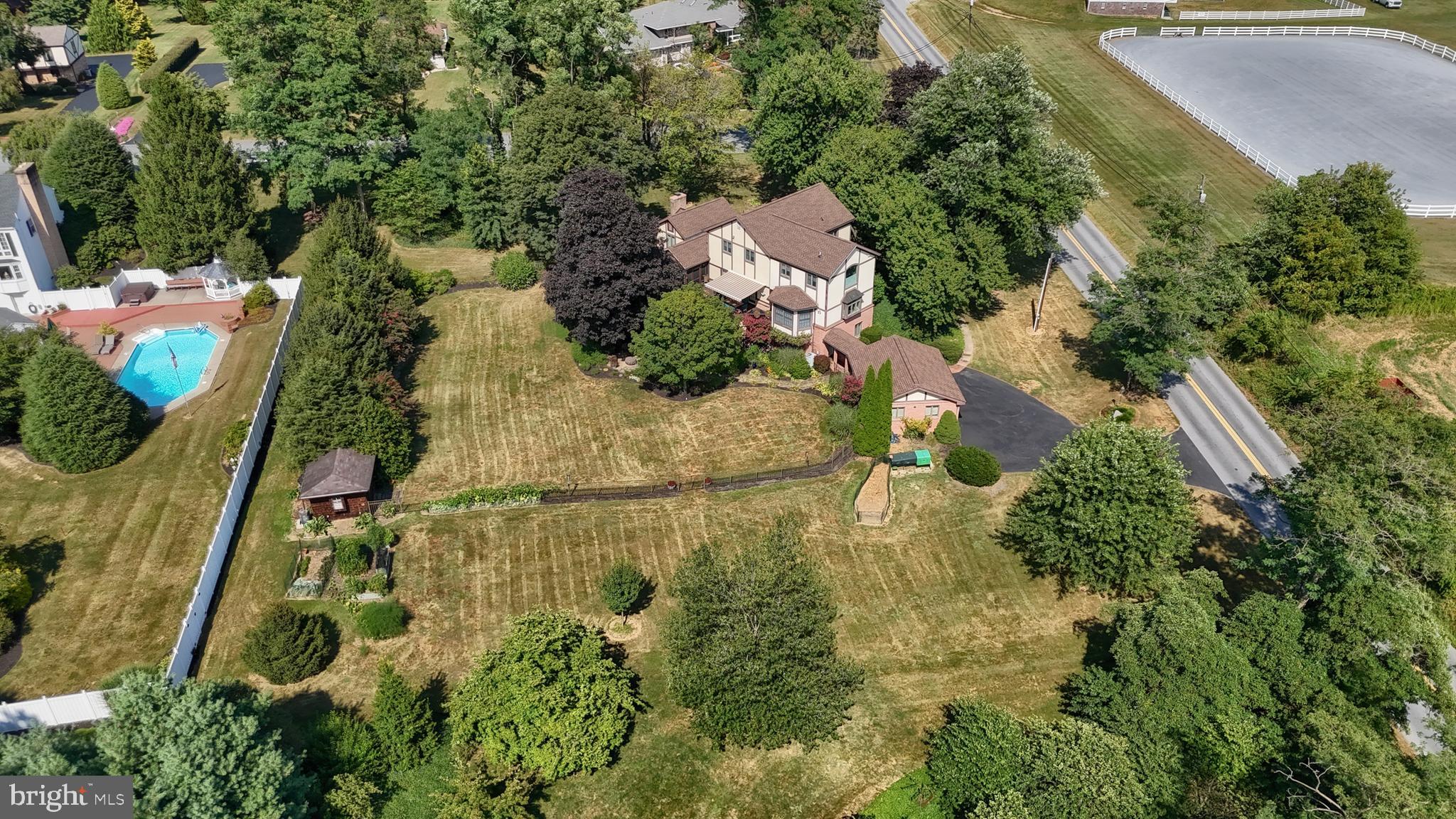 BANBURY CROSS - Residential