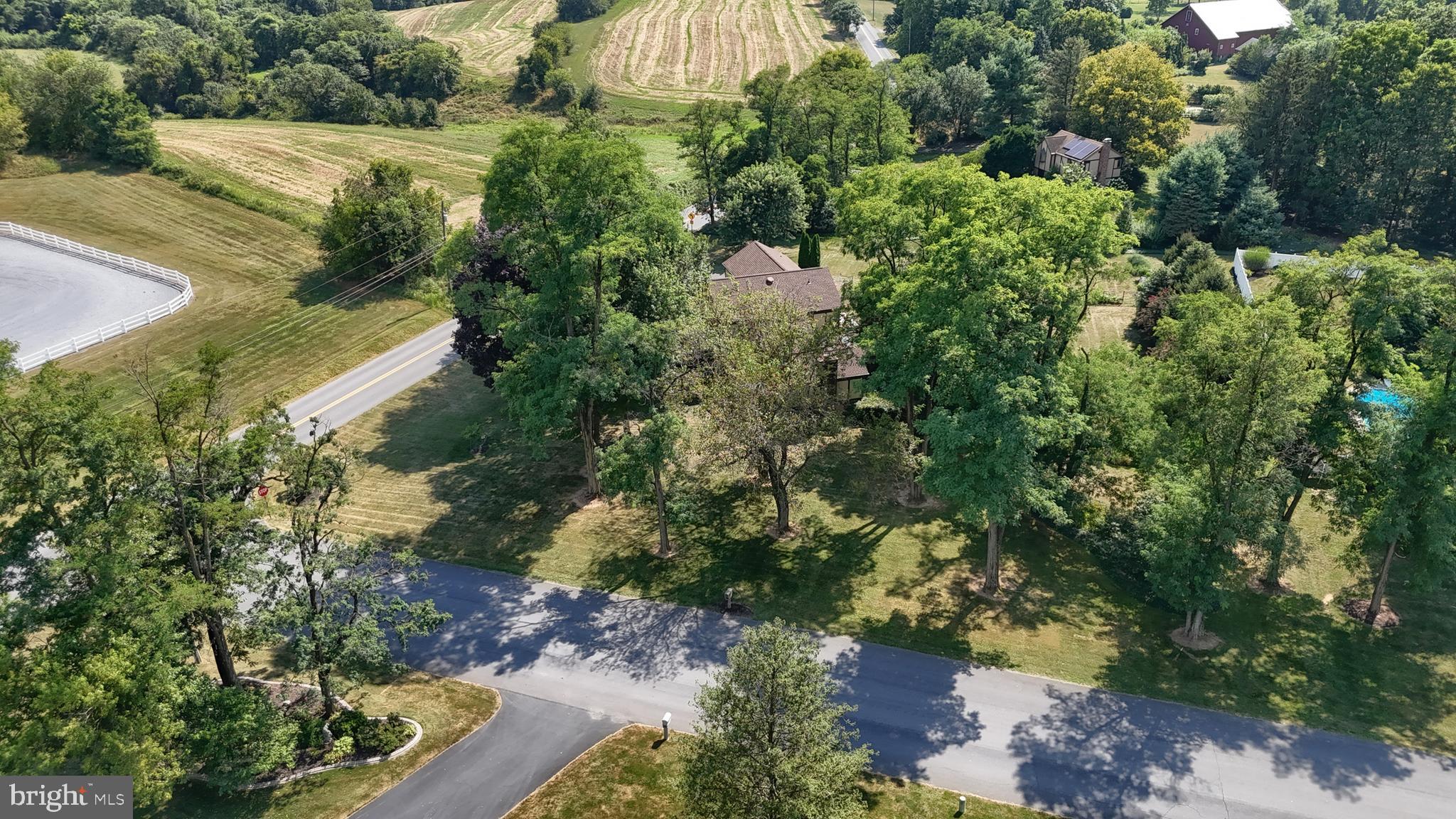 BANBURY CROSS - Residential