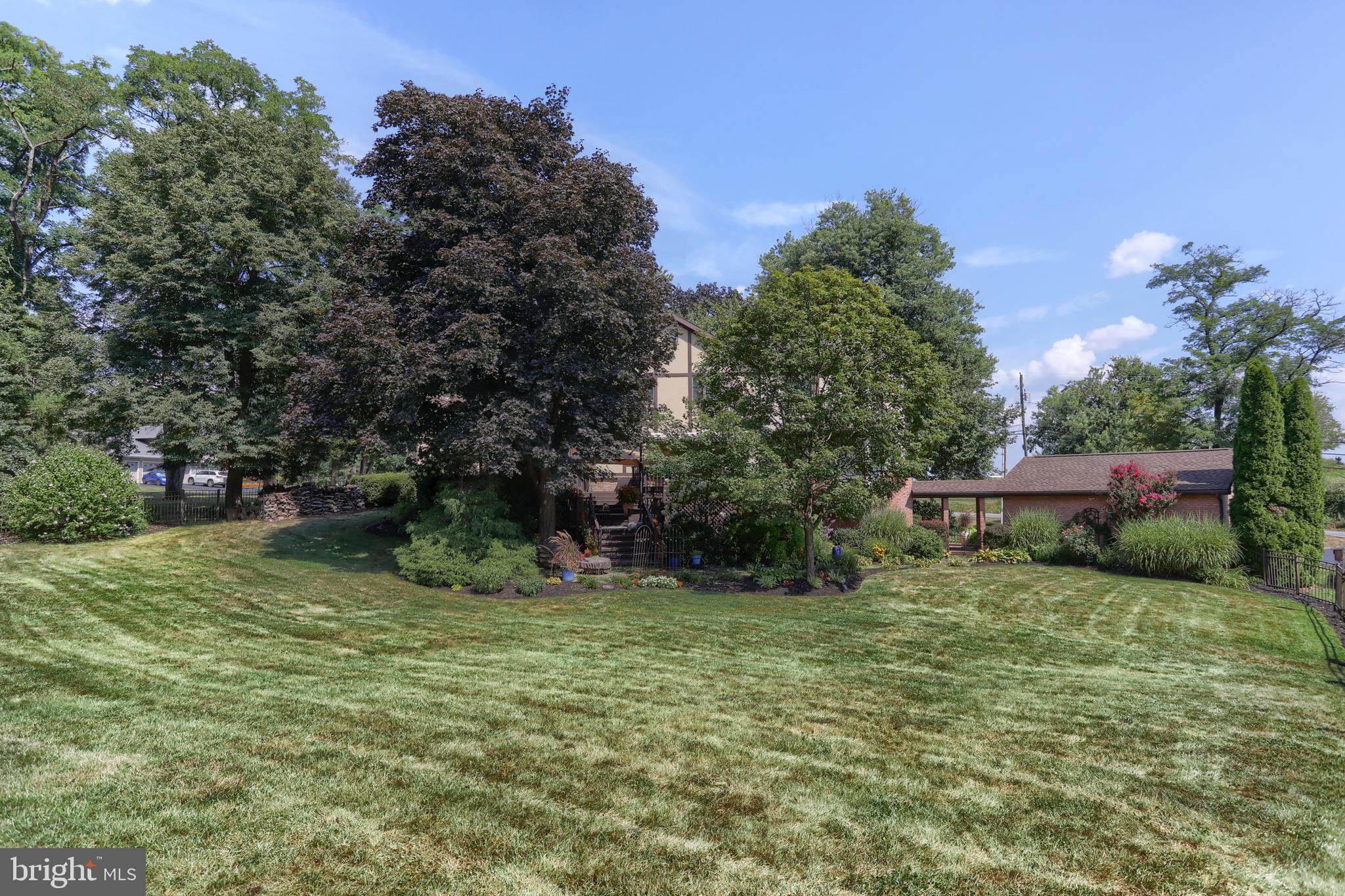 BANBURY CROSS - Residential