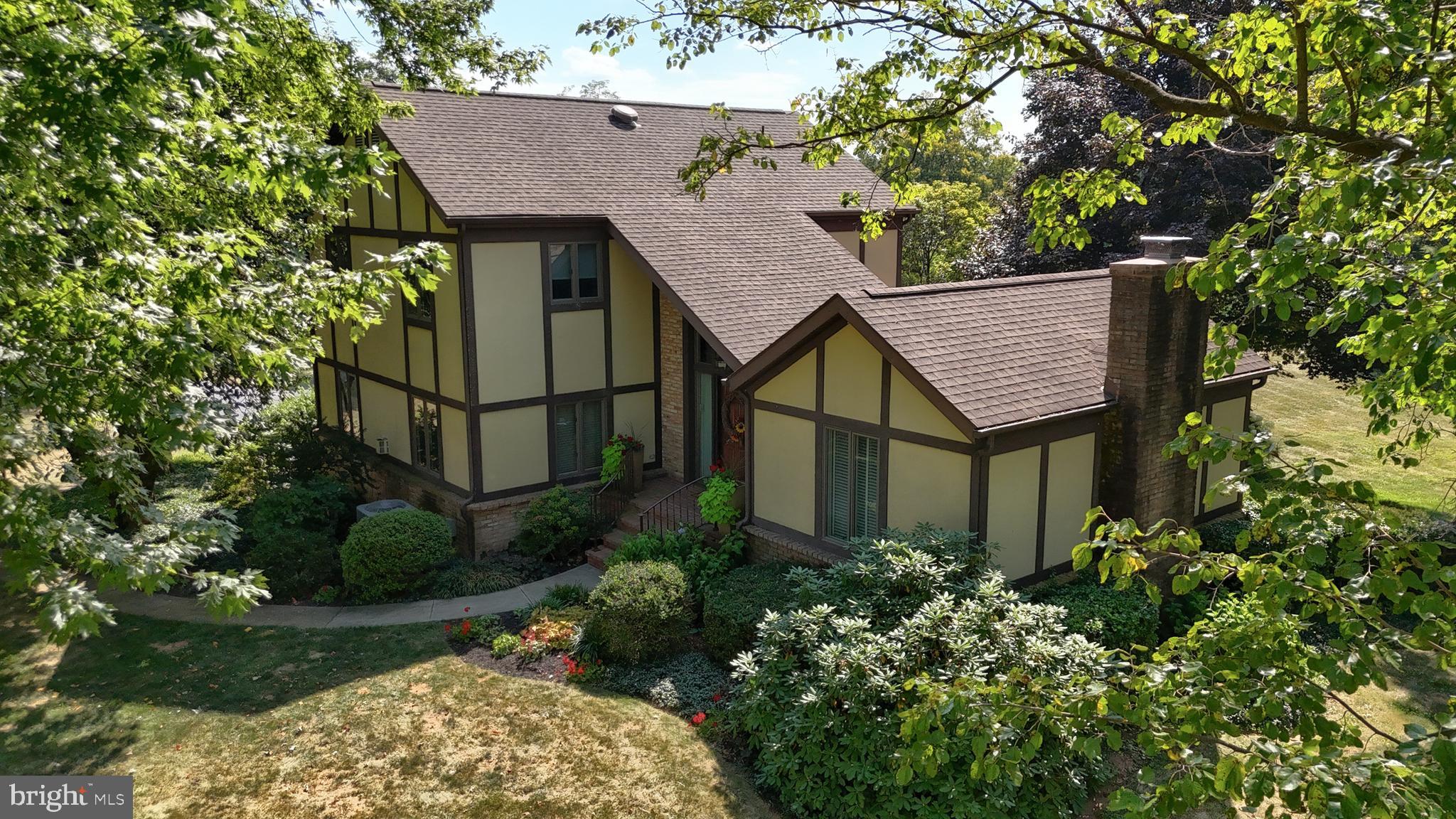 BANBURY CROSS - Residential