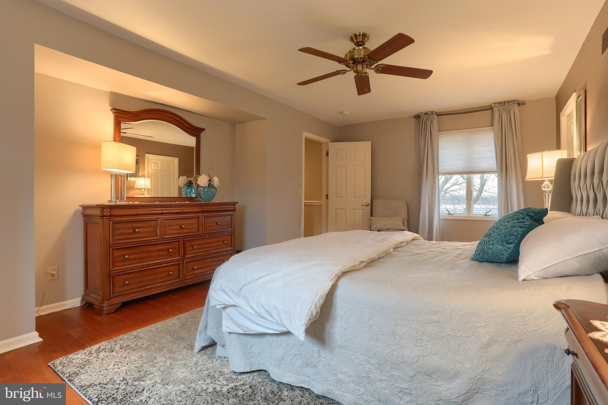 BANBURY CROSS - Residential