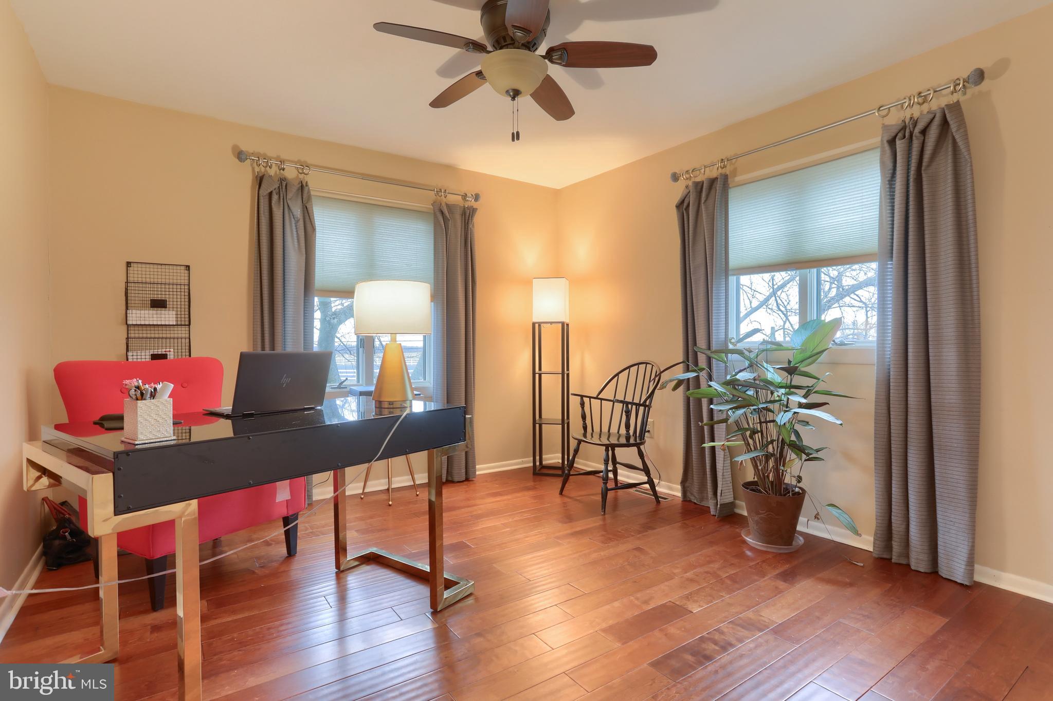 BANBURY CROSS - Residential