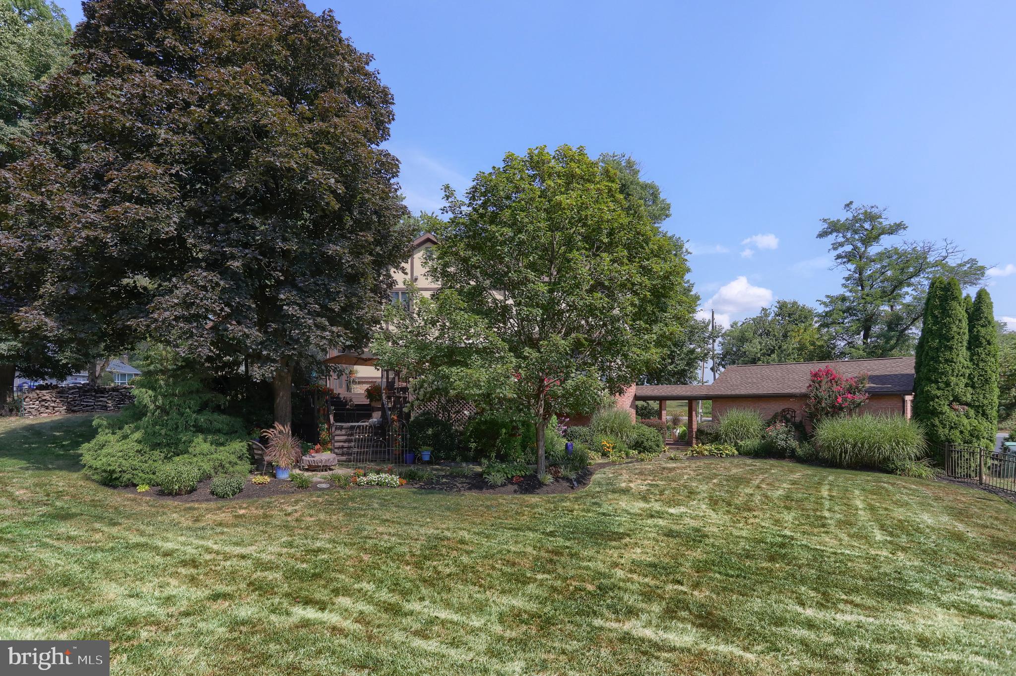 BANBURY CROSS - Residential