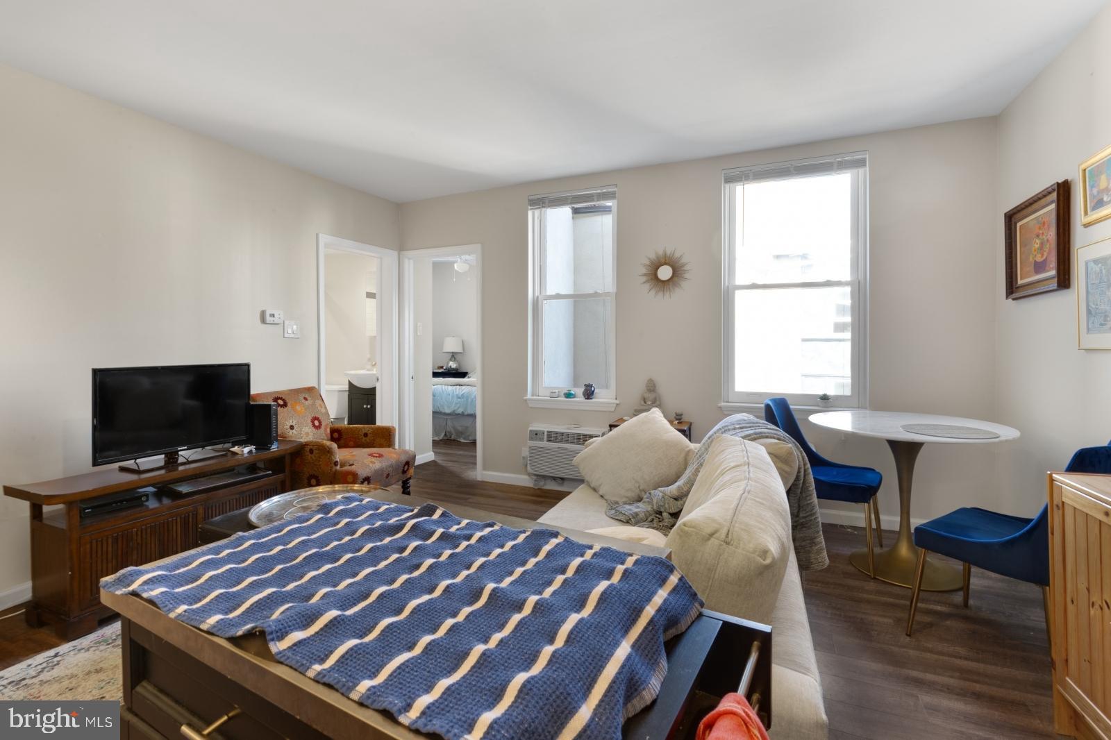 FITLER SQUARE - Residential Lease