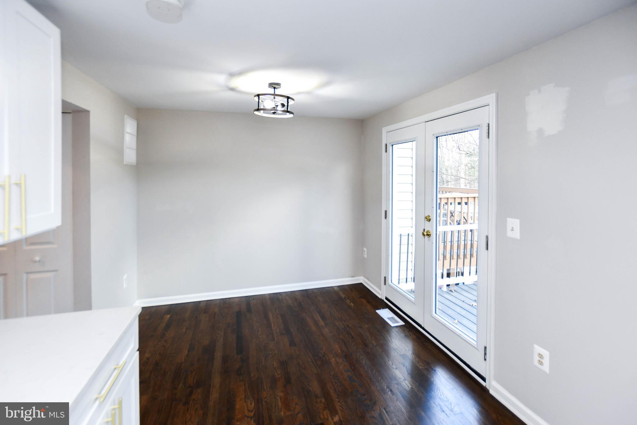 COUNTRYSIDE - Residential