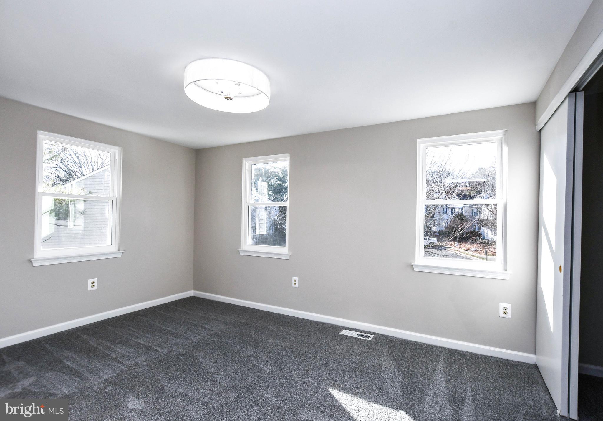 COUNTRYSIDE - Residential