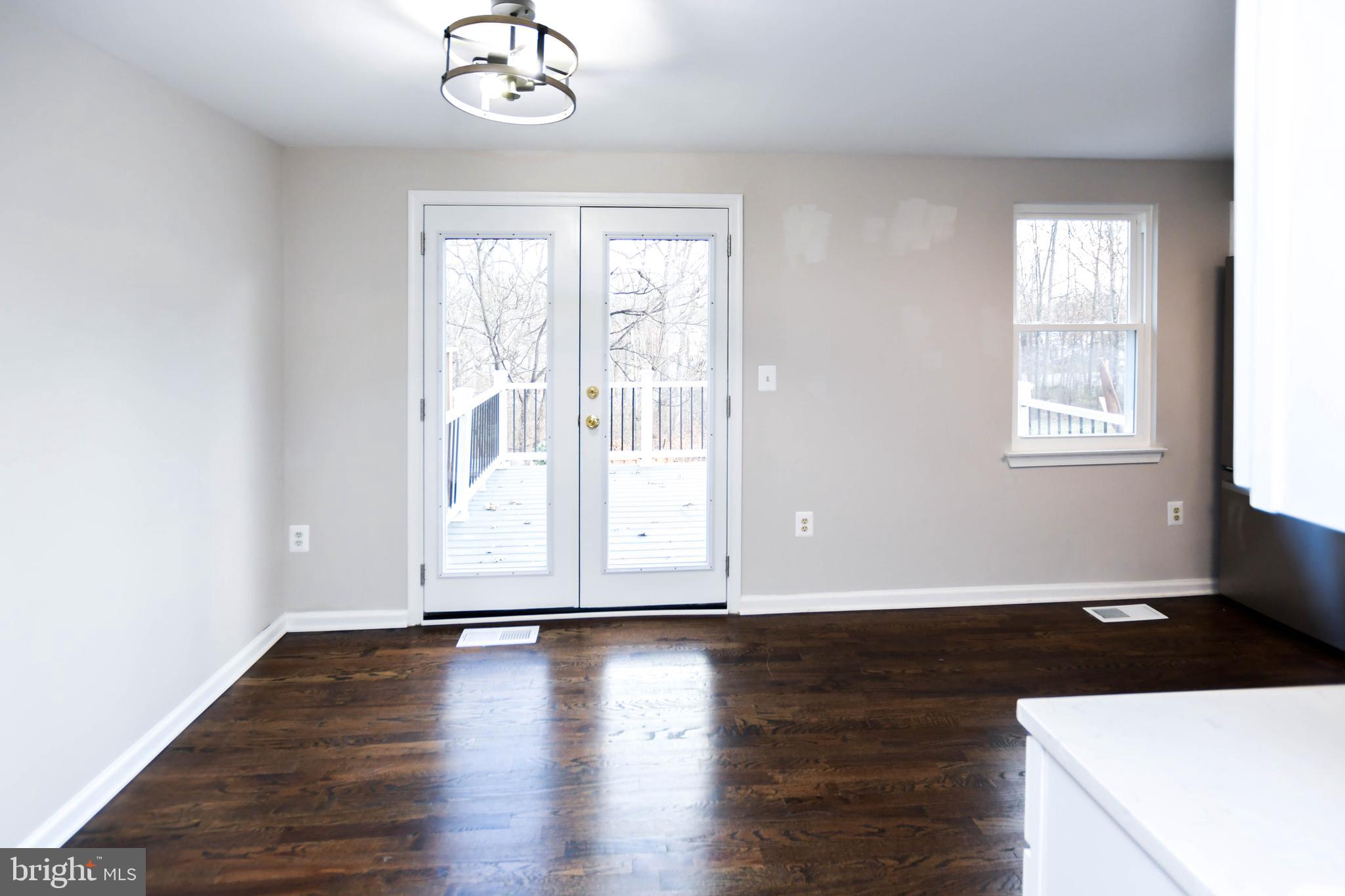 COUNTRYSIDE - Residential