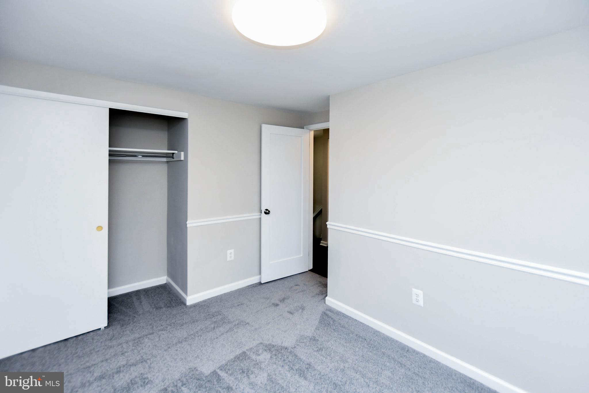 COUNTRYSIDE - Residential