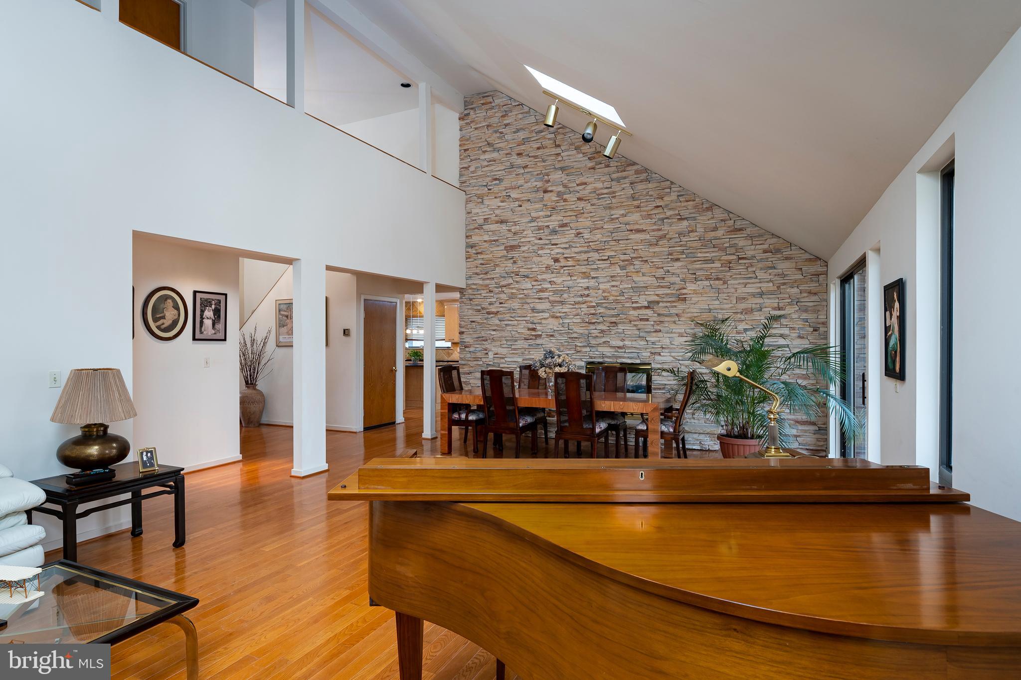 HICKORY RIDGE - Residential