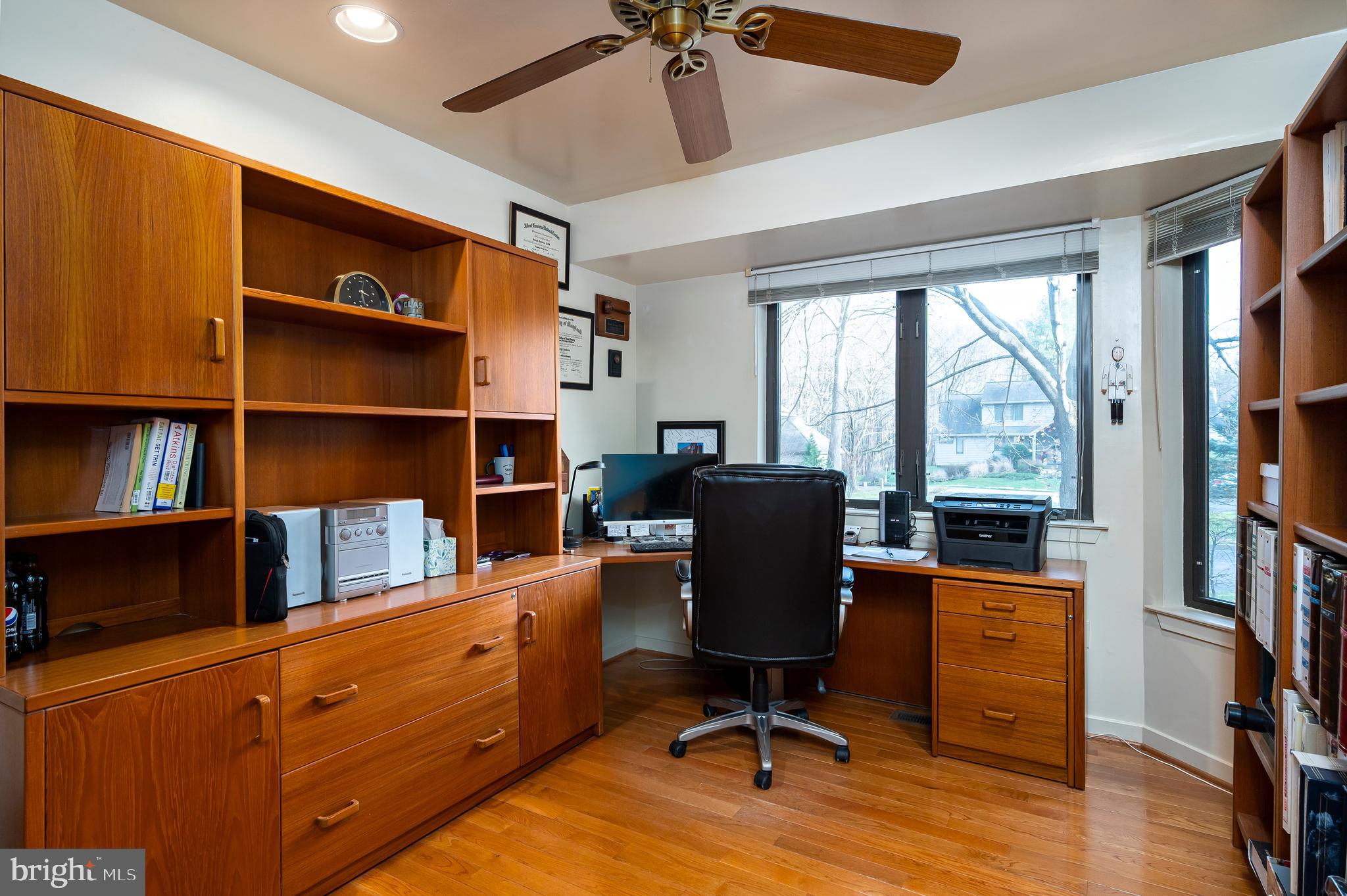 HICKORY RIDGE - Residential