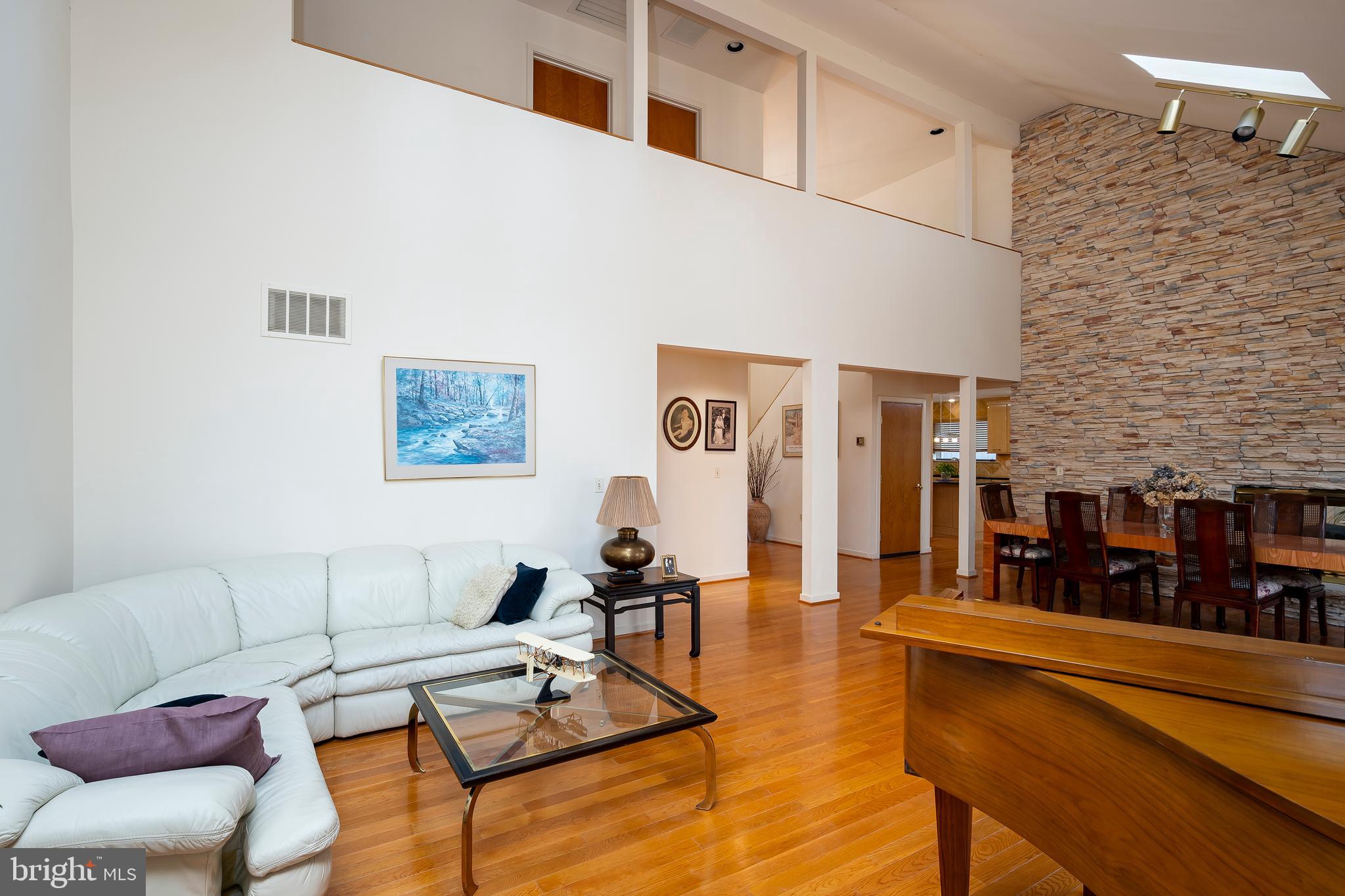 HICKORY RIDGE - Residential