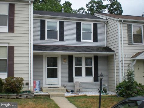 Townhouse For Sale - 7487 Wounded Knee Road<br/> LORTON, VA 22079