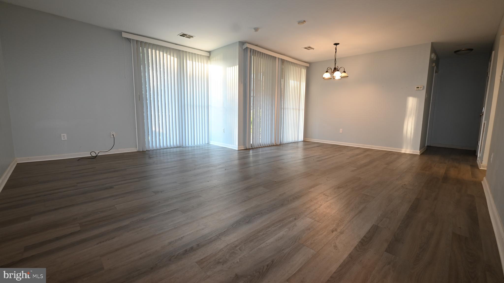 PINES CONDOMINIUM - Residential