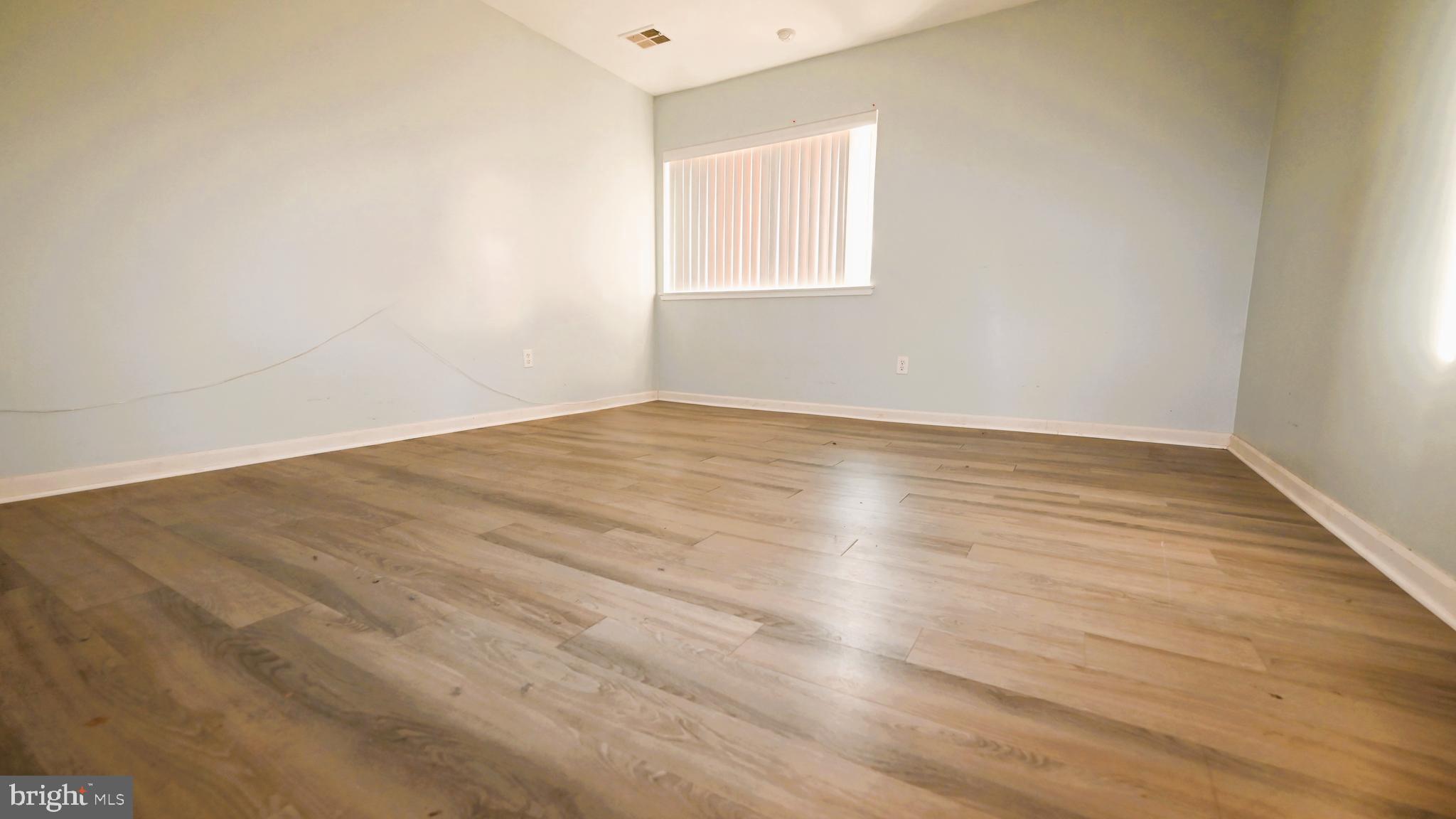 PINES CONDOMINIUM - Residential