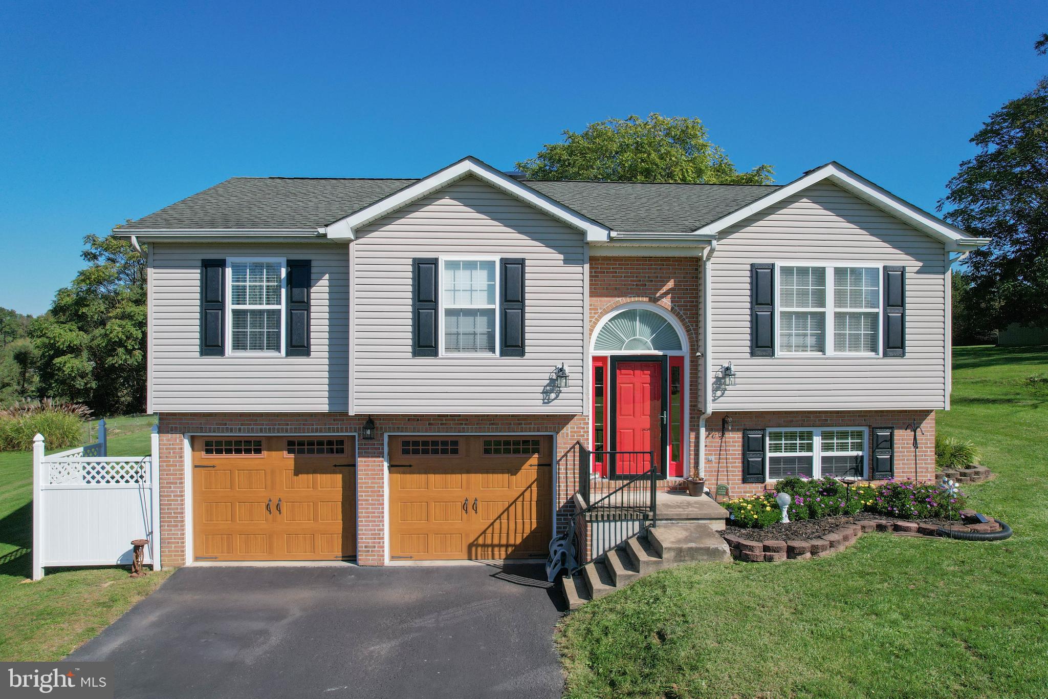 CROWN POINTE NORTH - Residential