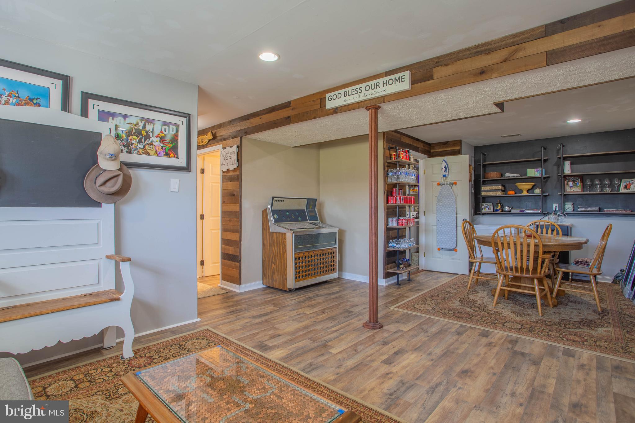 CROWN POINTE NORTH - Residential