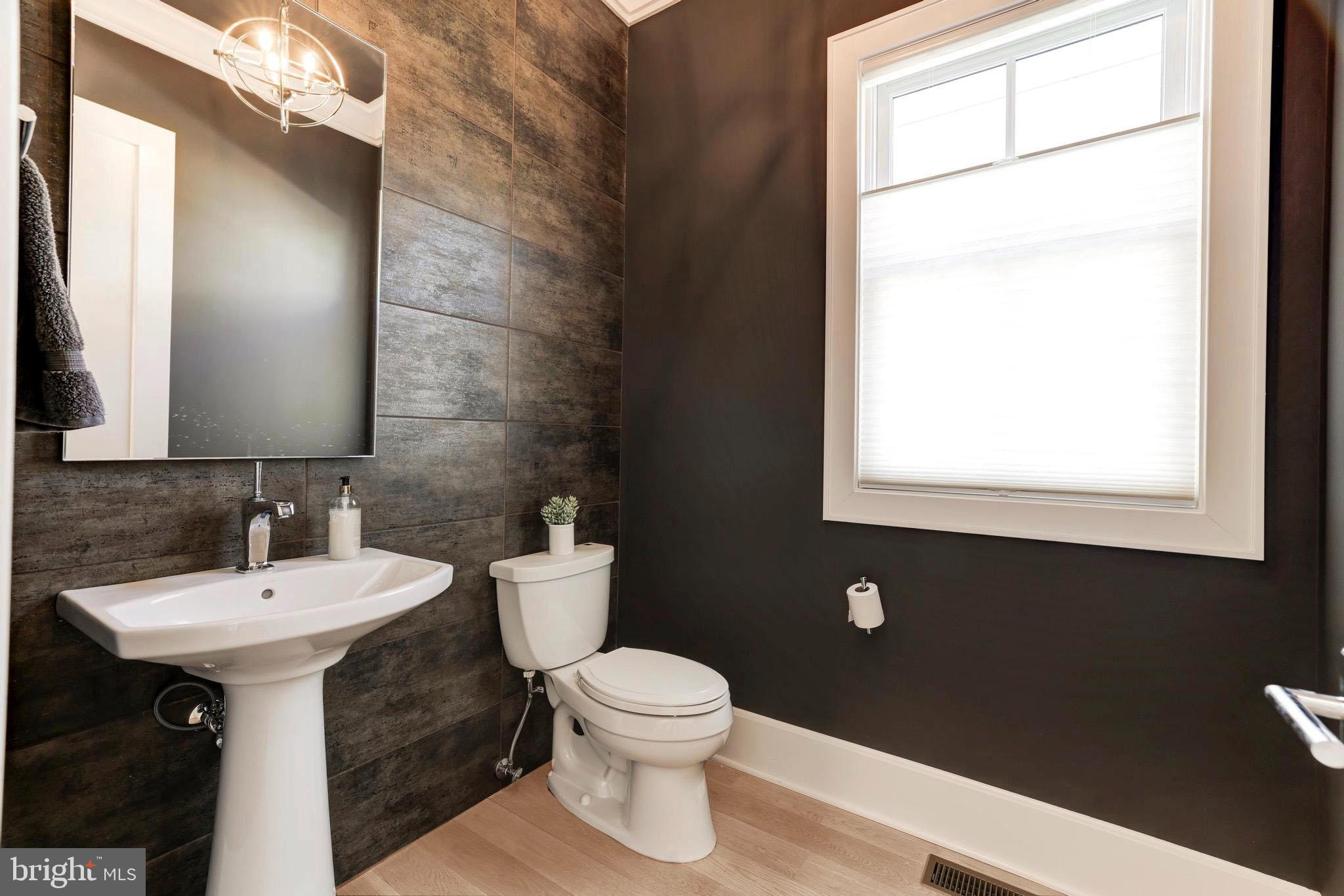 WEST MC LEAN - Residential