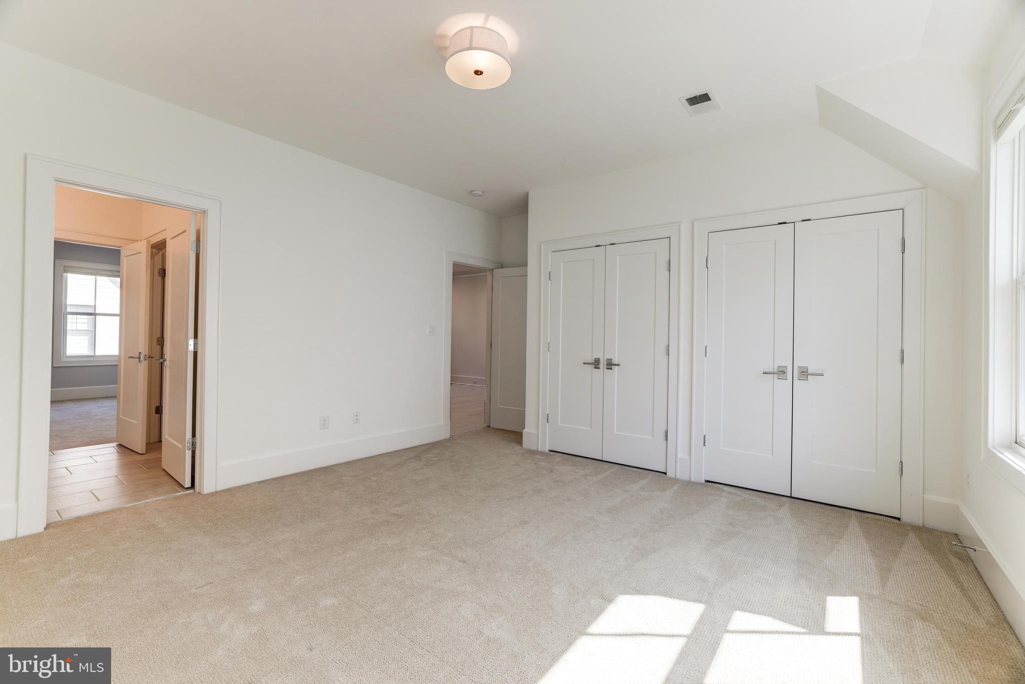 WEST MC LEAN - Residential