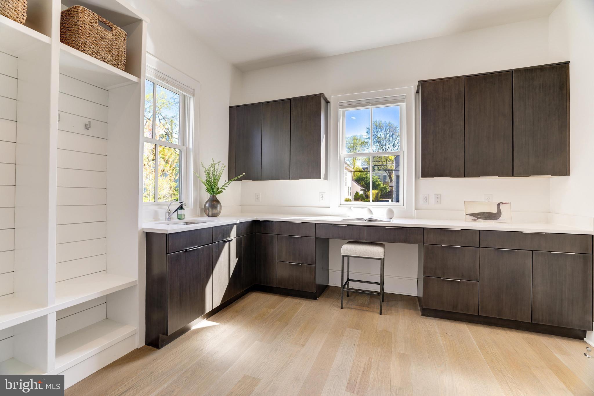 WEST MC LEAN - Residential