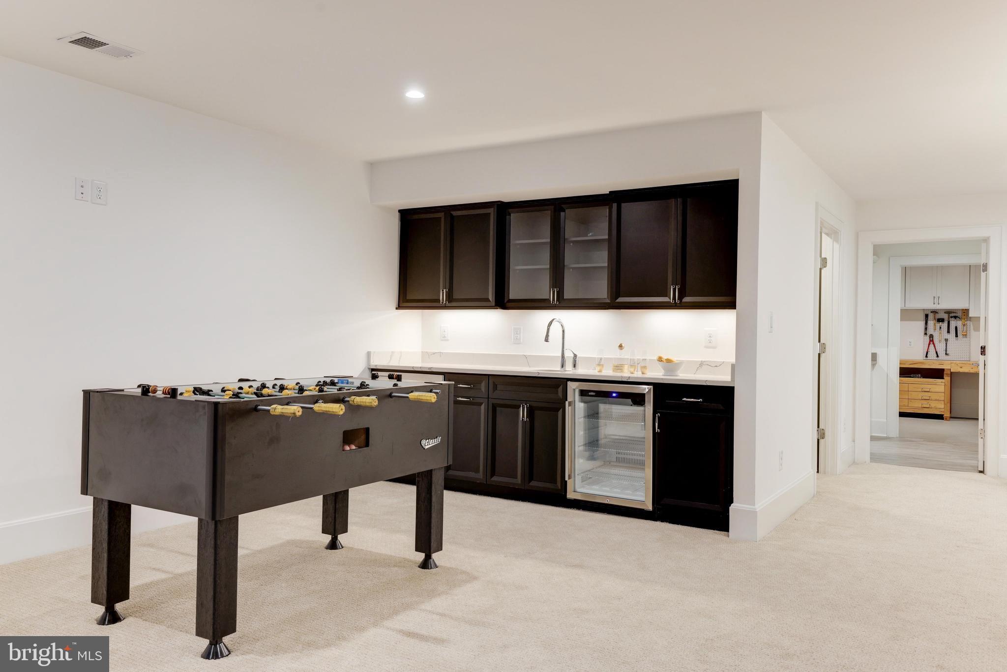 WEST MC LEAN - Residential