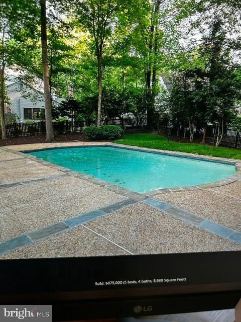 Photo of 7001 Kodiak Court, MANASSAS, VA 20111 (MLS # VAPW2118114)