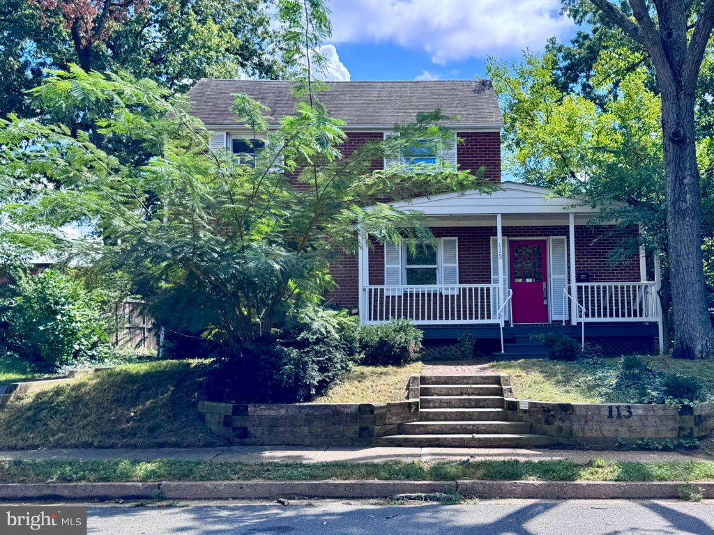 Photo of 113 N Columbus Street, ARLINGTON, VA 22203 (MLS # VAAR2080090)