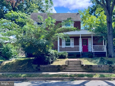 Photo of 113 N Columbus Street, ARLINGTON, VA 22203 (MLS # VAAR2080090)