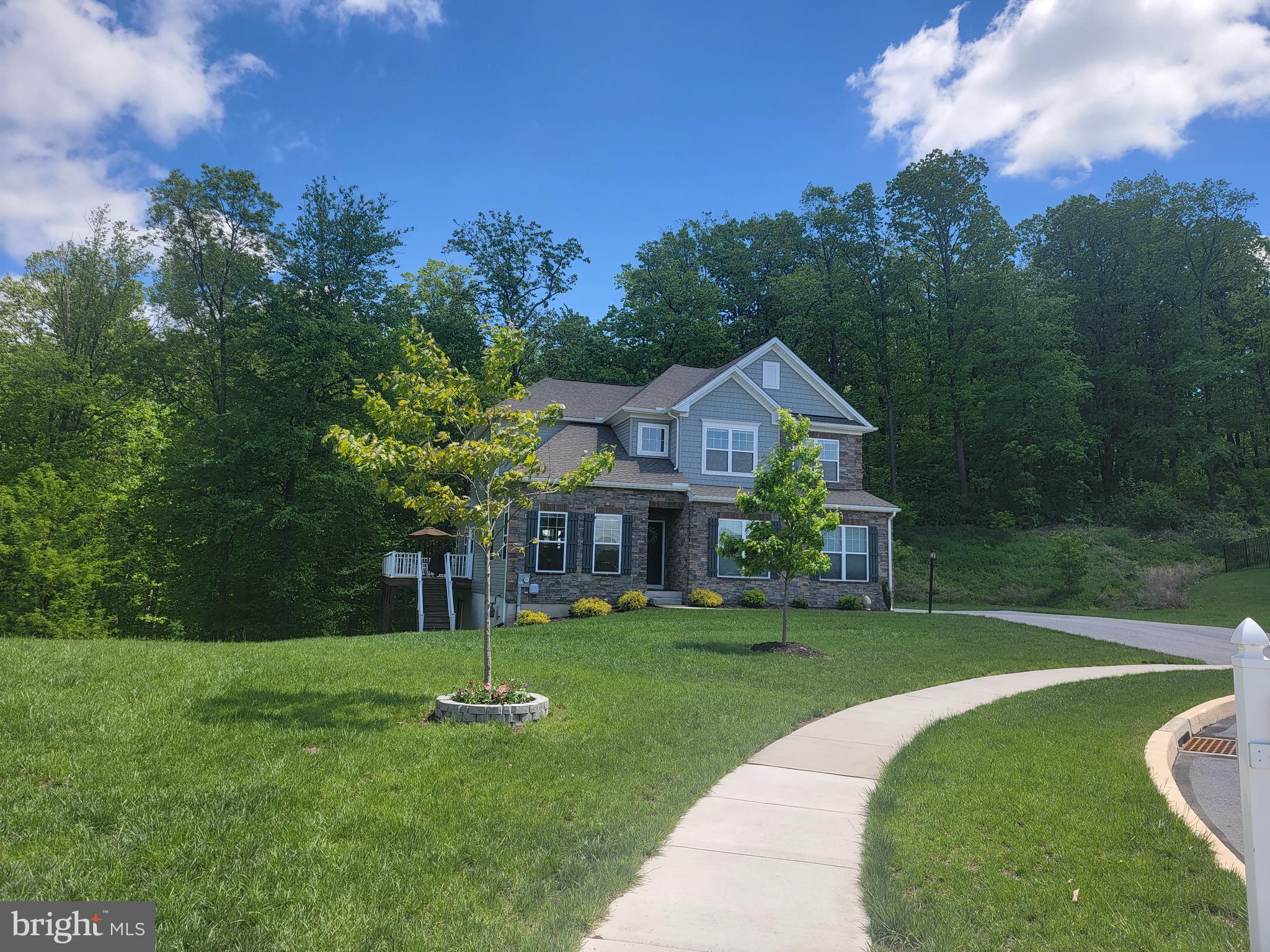 650 ROYAL TERRACE DRIVE