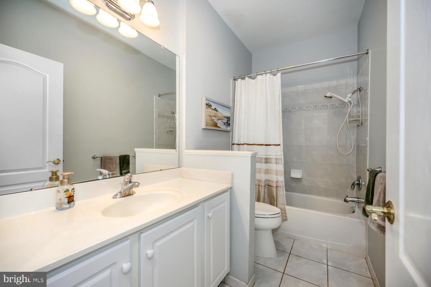 EASTON CLUB EAST - Residential