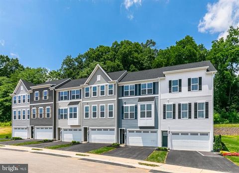 Townhouse For Sale - 62 Rail Yard Drive<br/> ENOLA, PA 17025