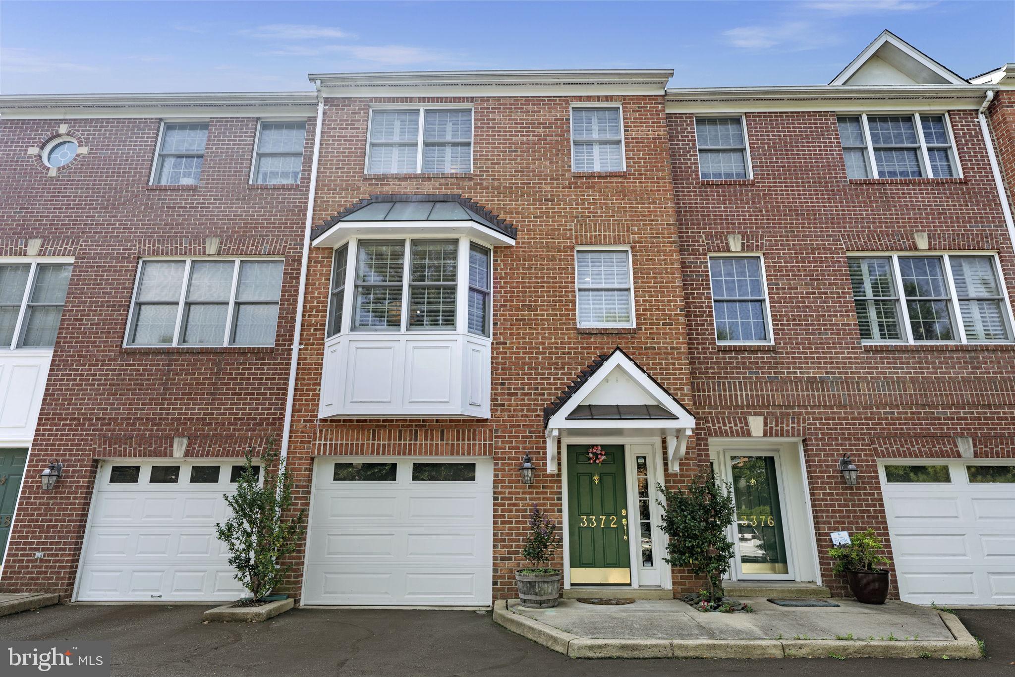 ARLINGTON HEIGHTS - Residential Lease