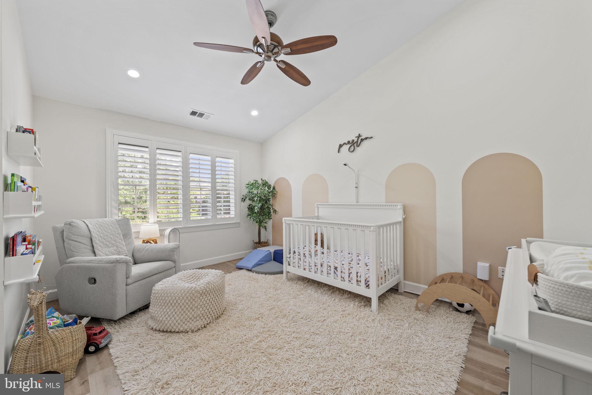 ARLINGTON HEIGHTS - Residential Lease