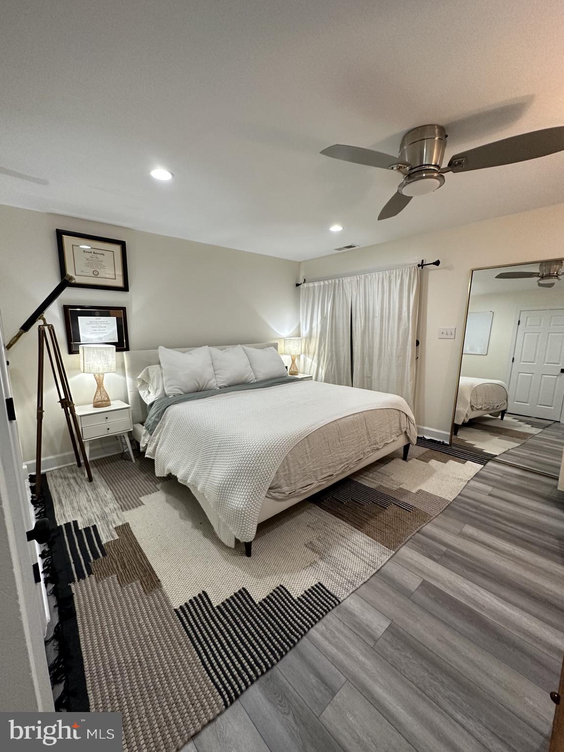 ARLINGTON HEIGHTS - Residential Lease