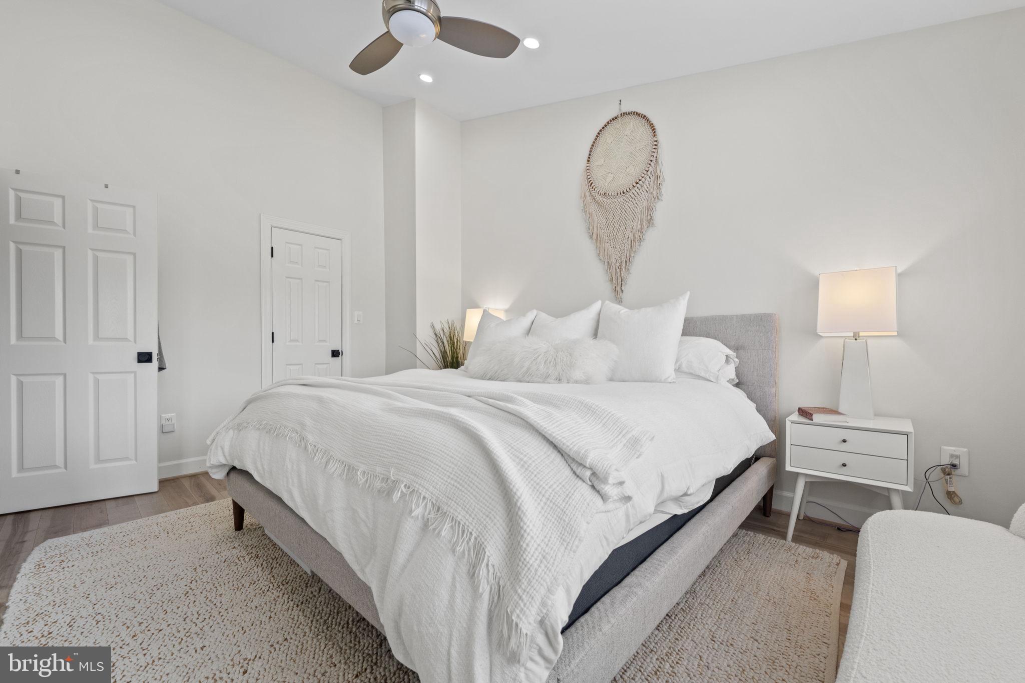 ARLINGTON HEIGHTS - Residential Lease